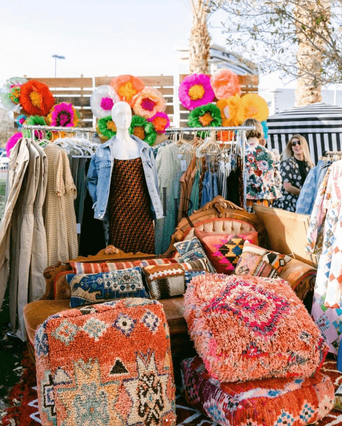 Vintage Markey Days of Souther Nevada - For the love, LV