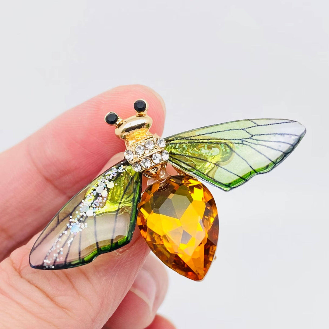 Resin Wings Bee Brooch