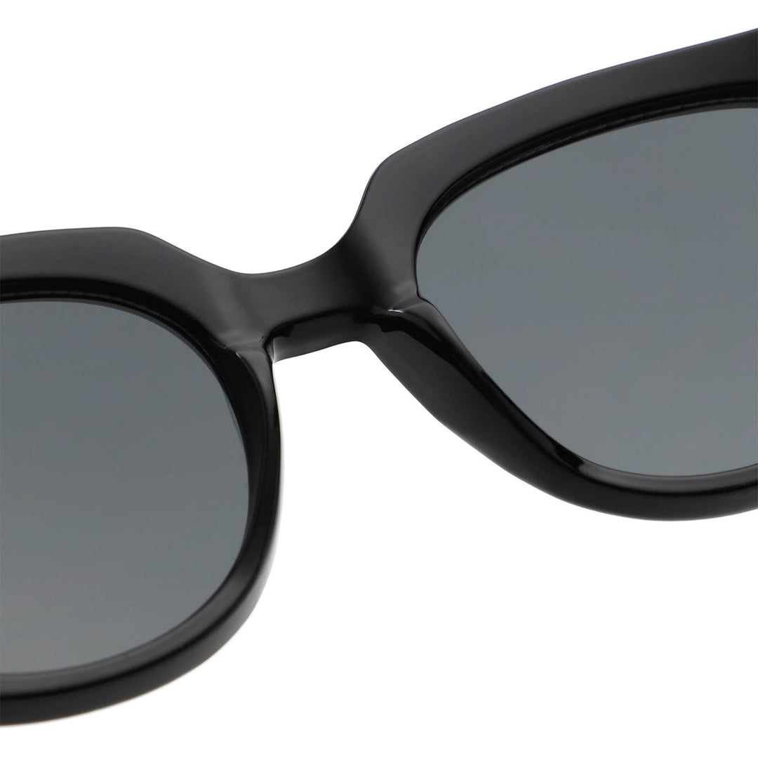 Vintage Oversized Cat-Eye Sunglasses