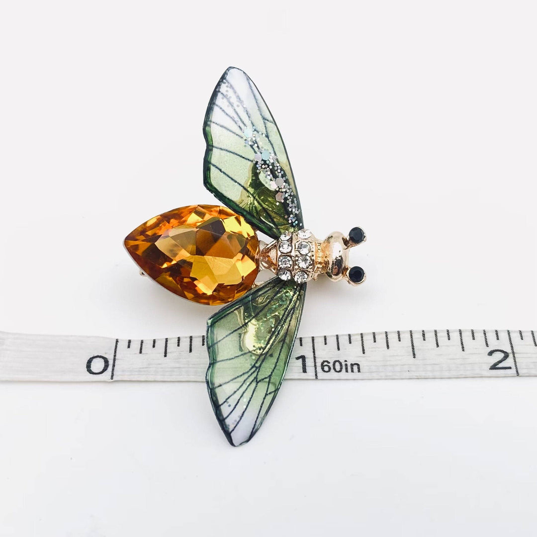 Resin Wings Bee Brooch