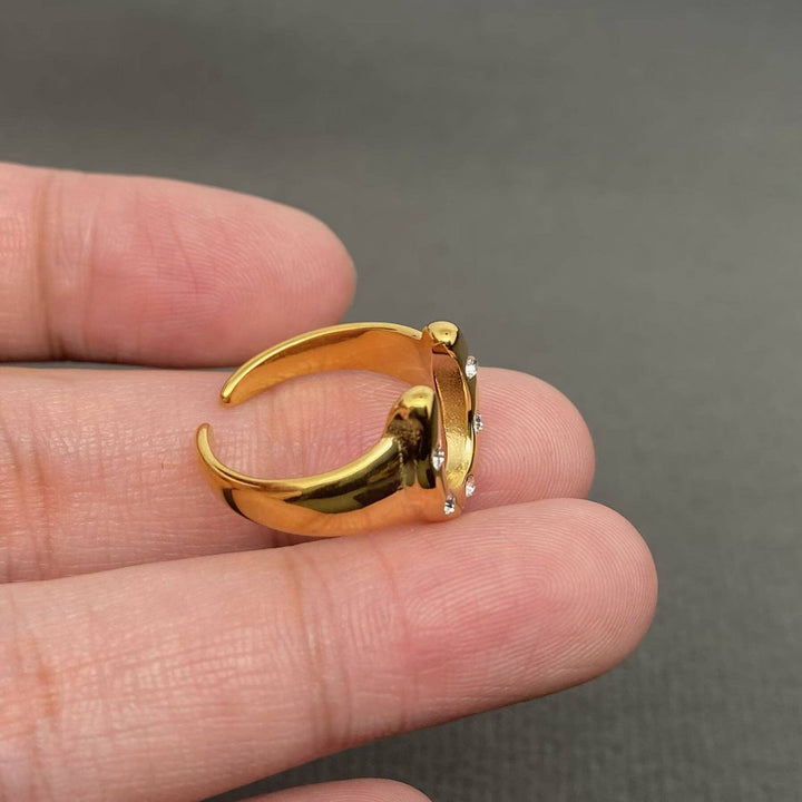 Zircon Inlaid Horseshoe 18K Gold Plated Ring