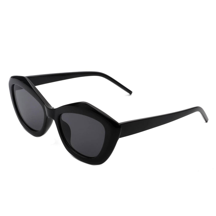 Geometric Retro Irregular Fashion Cat Eye Women Sunglasses - For the love, LV