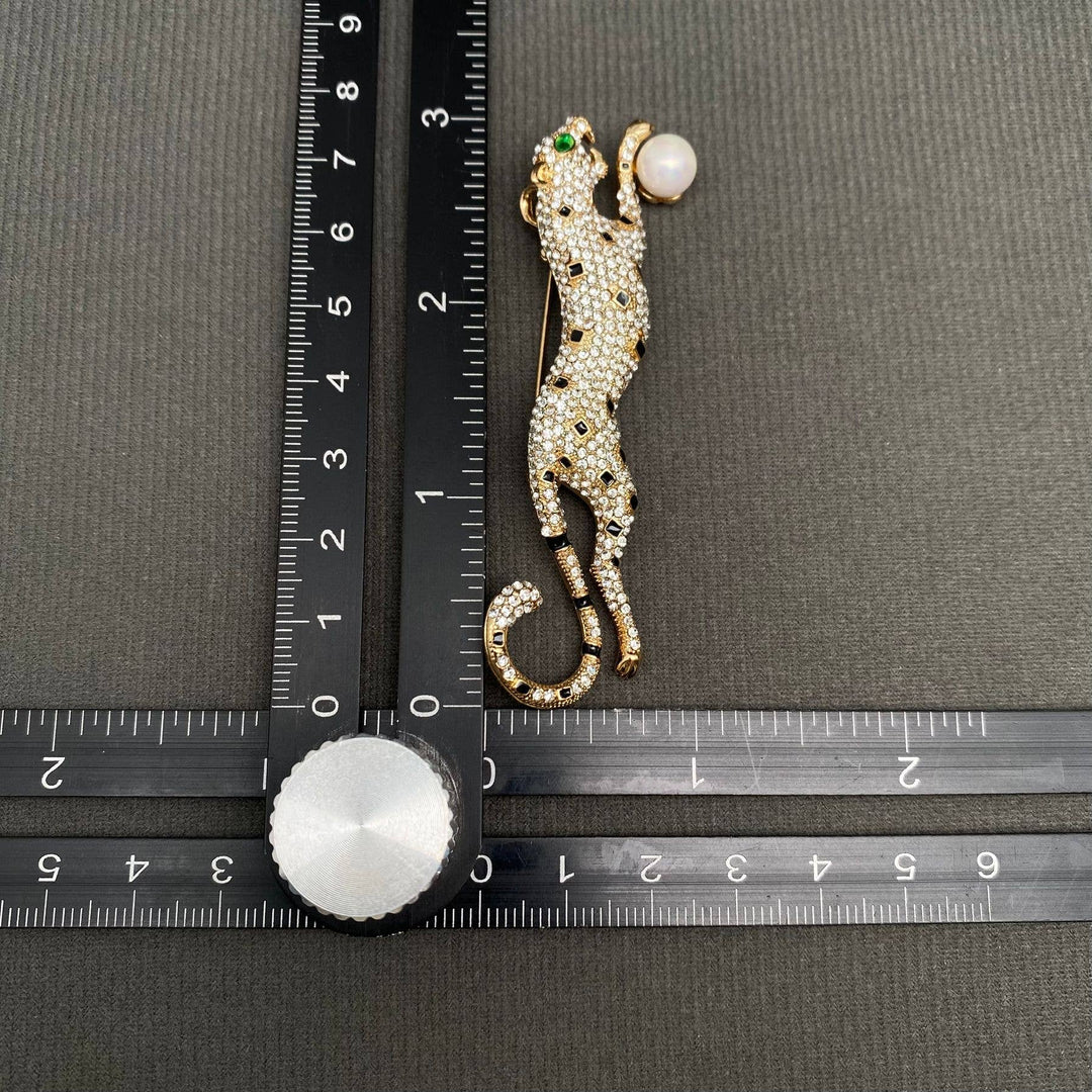 Rhinestones Cheetah Brooch