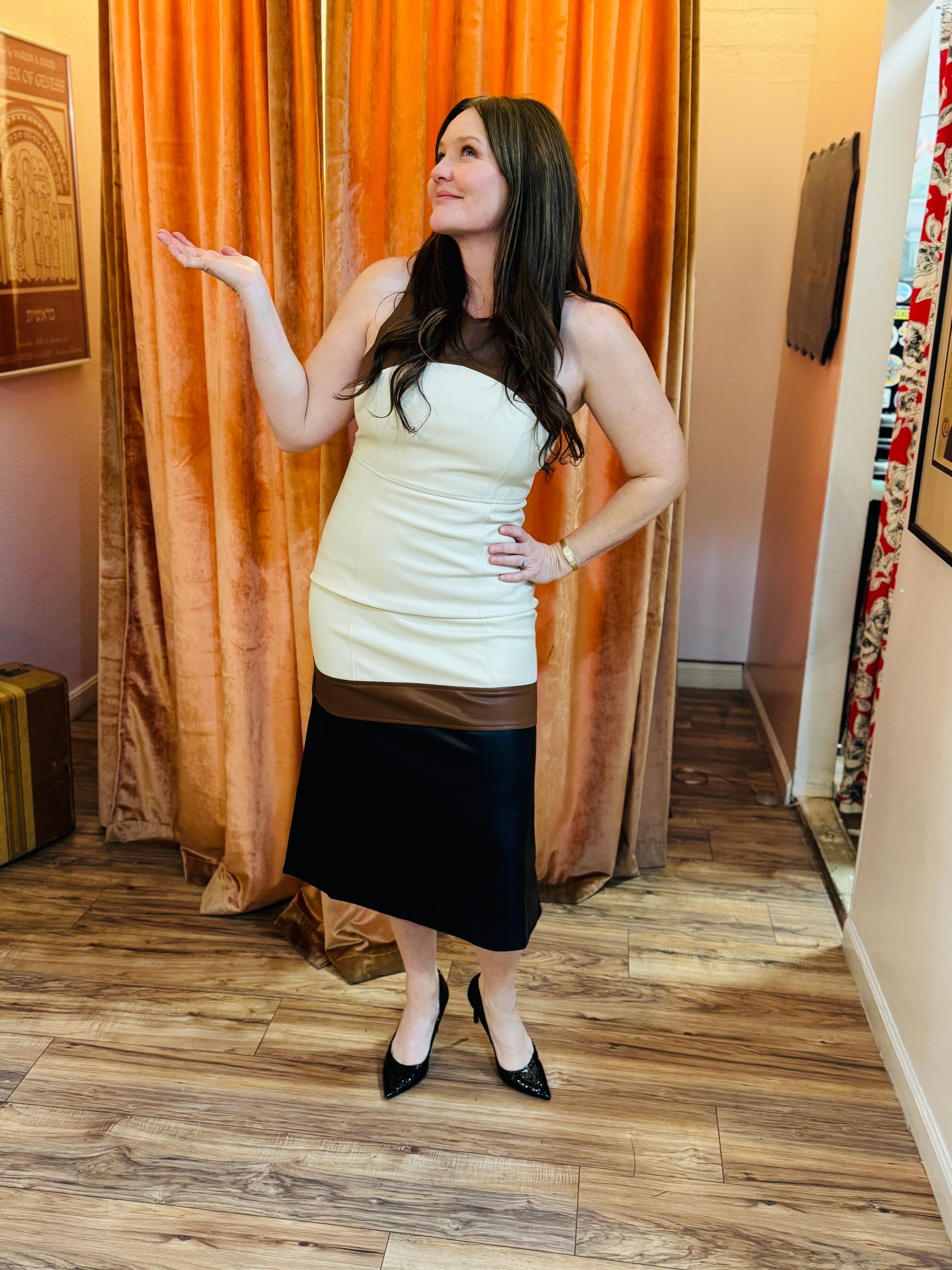 Clothing – New & Vintage Women’s Styles