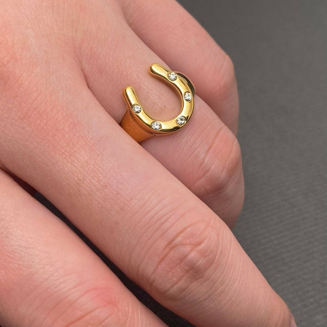 Zircon Inlaid Horseshoe 18K Gold Plated Ring