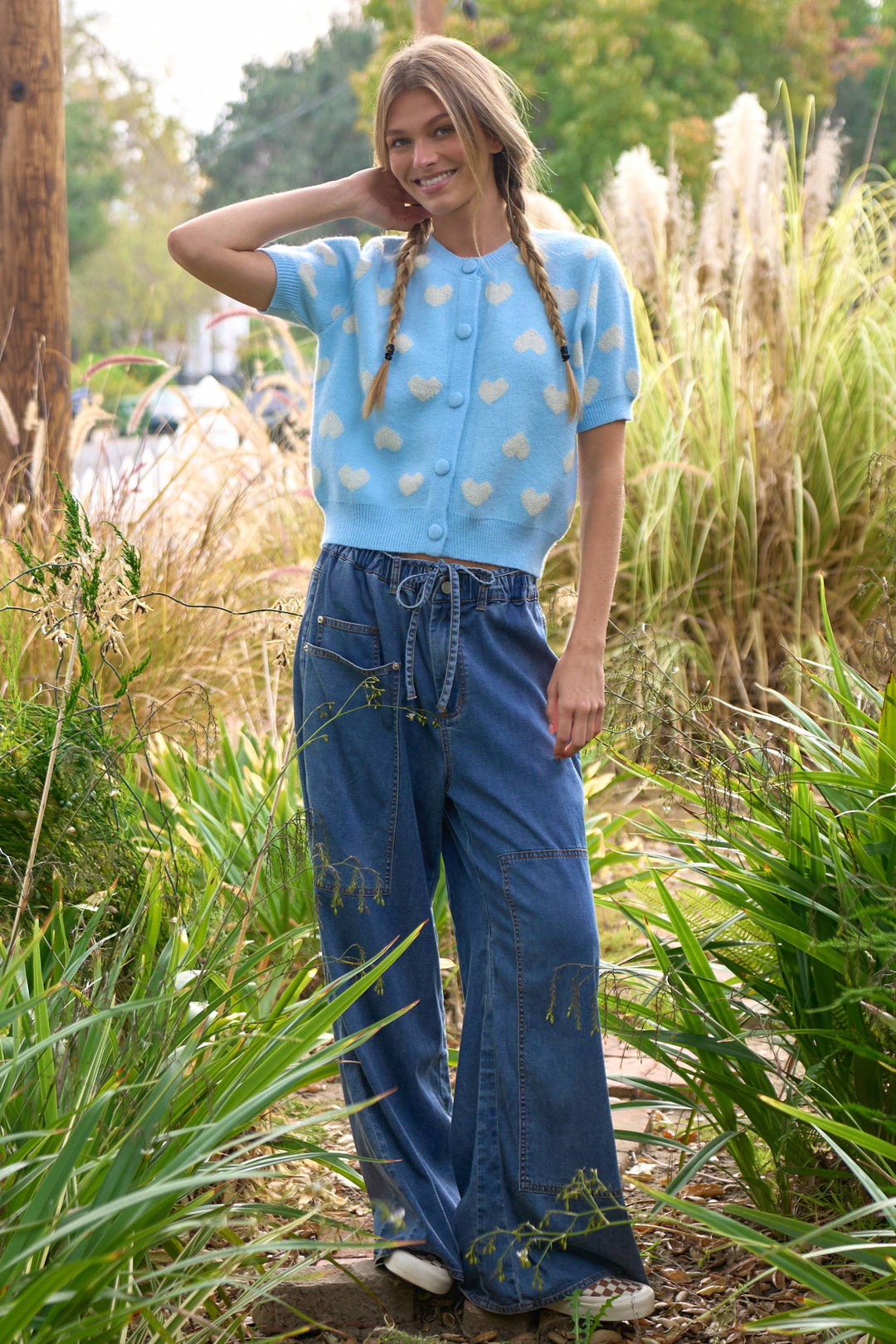 BUTTON DOWN HEART PRINT KNIT TOP