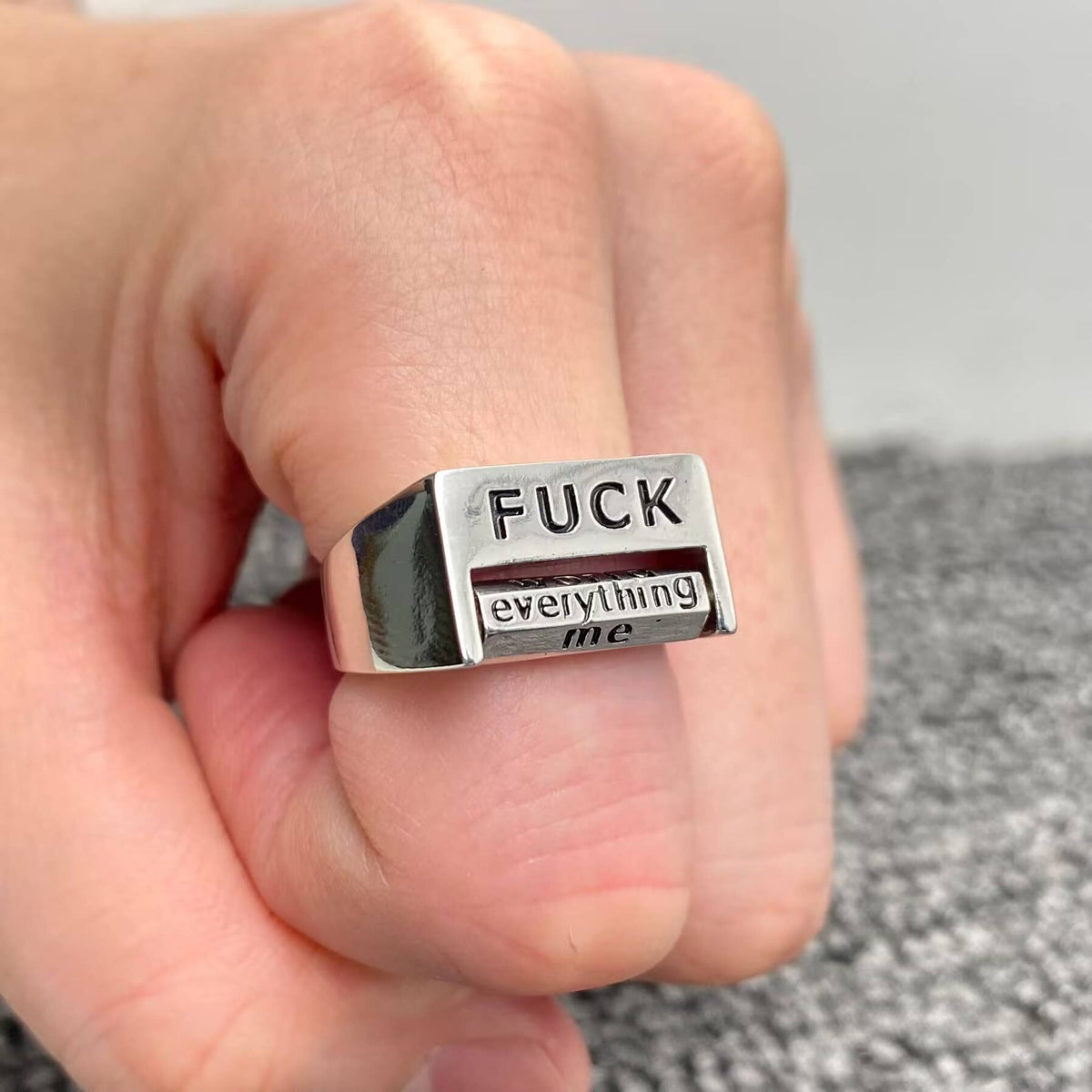Women’s Accessories – Jewelry, Pins & Gifts