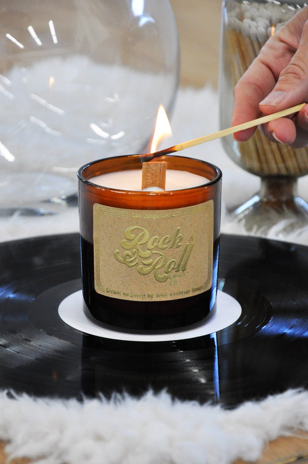 'Hotel California' Candle - Fresh Flower, Sandalwood, Musk