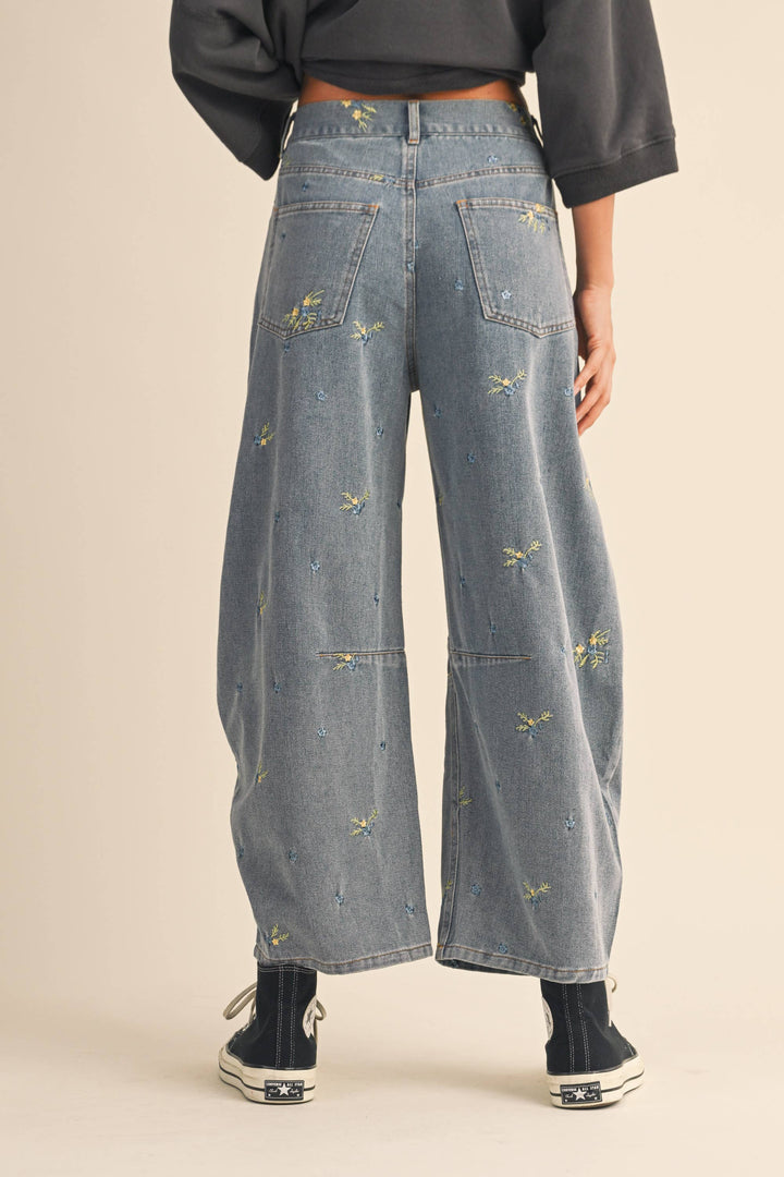 Floral Embroidered Barrel Jeans