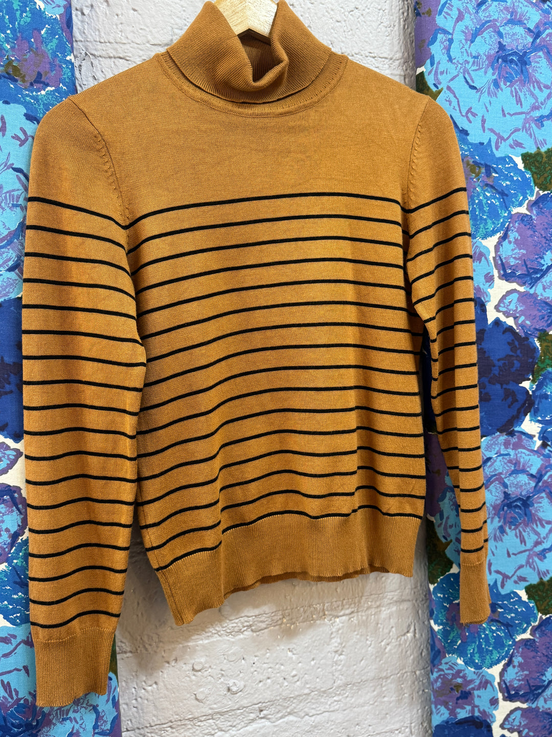 Vintage-Inspired Striped Turtleneck Sweater – Madison Grey (Size Small)