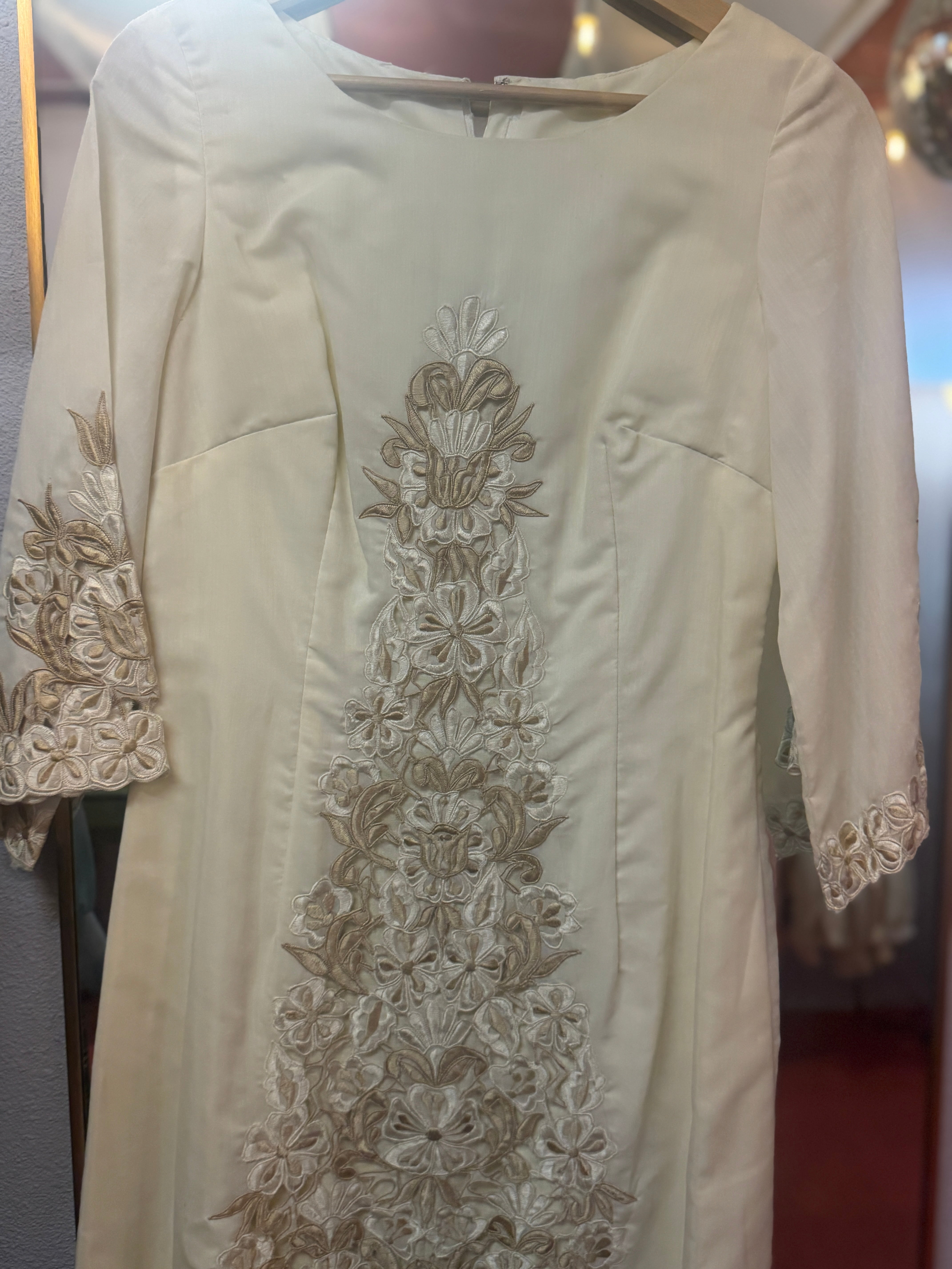 Clothing – New & Vintage Women’s Styles