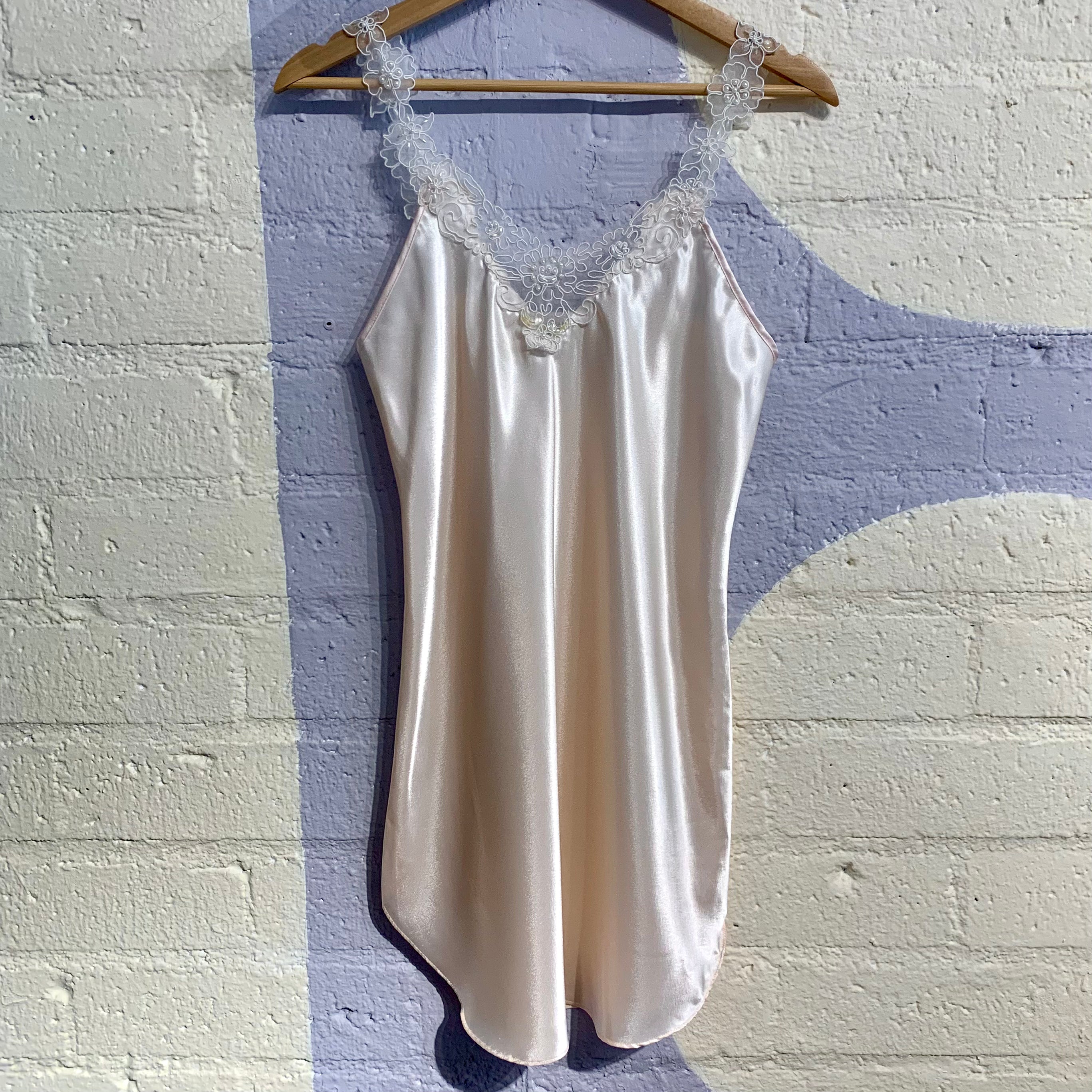 Vintage Clothing – 60s, 70s & 80s Styles