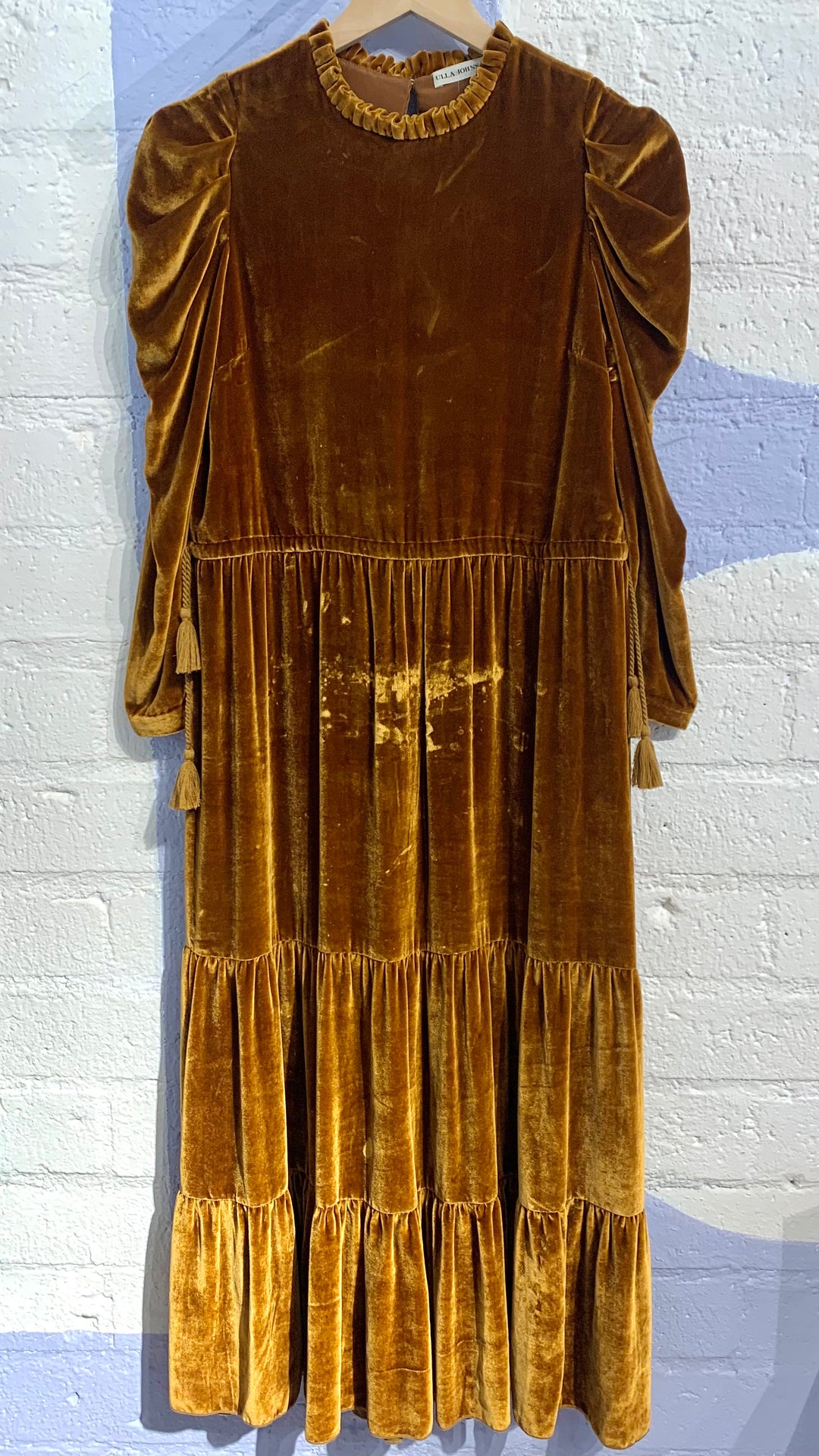 Brown Velvet Puff Sleeved Tiered Dress
