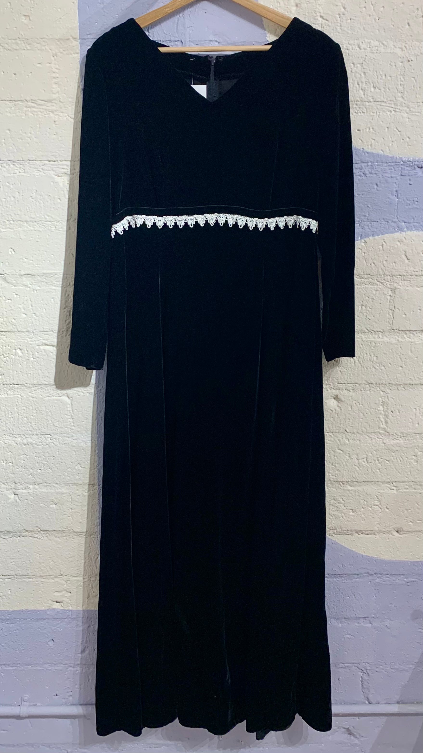 Vintage Clothing – 60s, 70s & 80s Styles