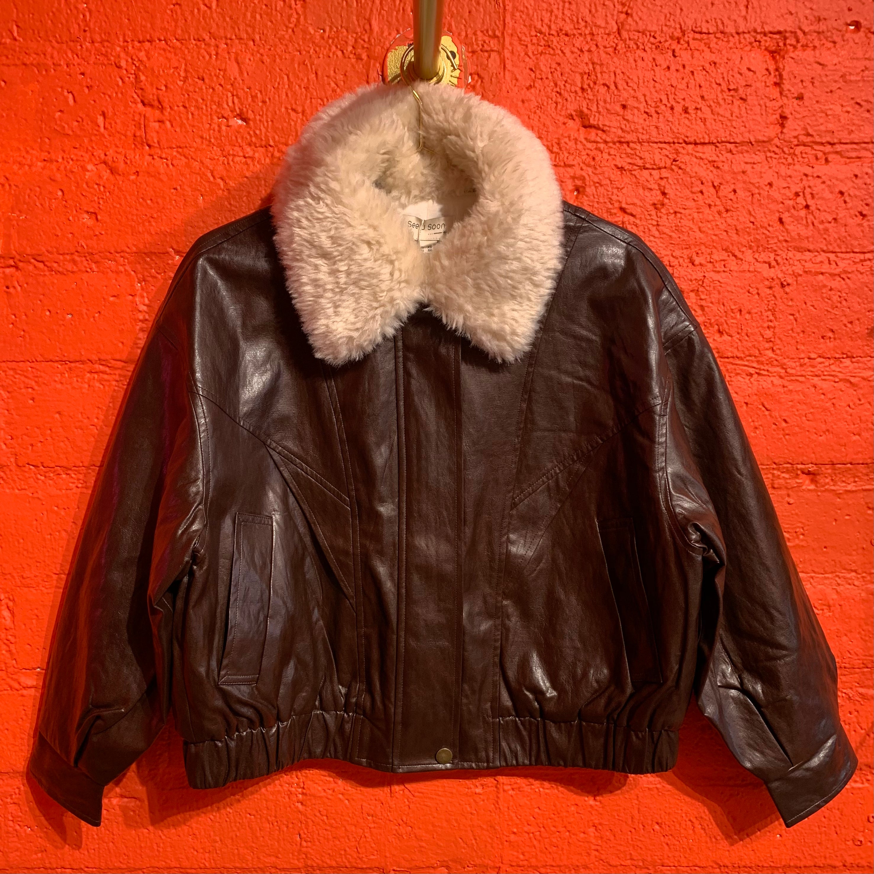 Clothing – New & Vintage Women’s Styles