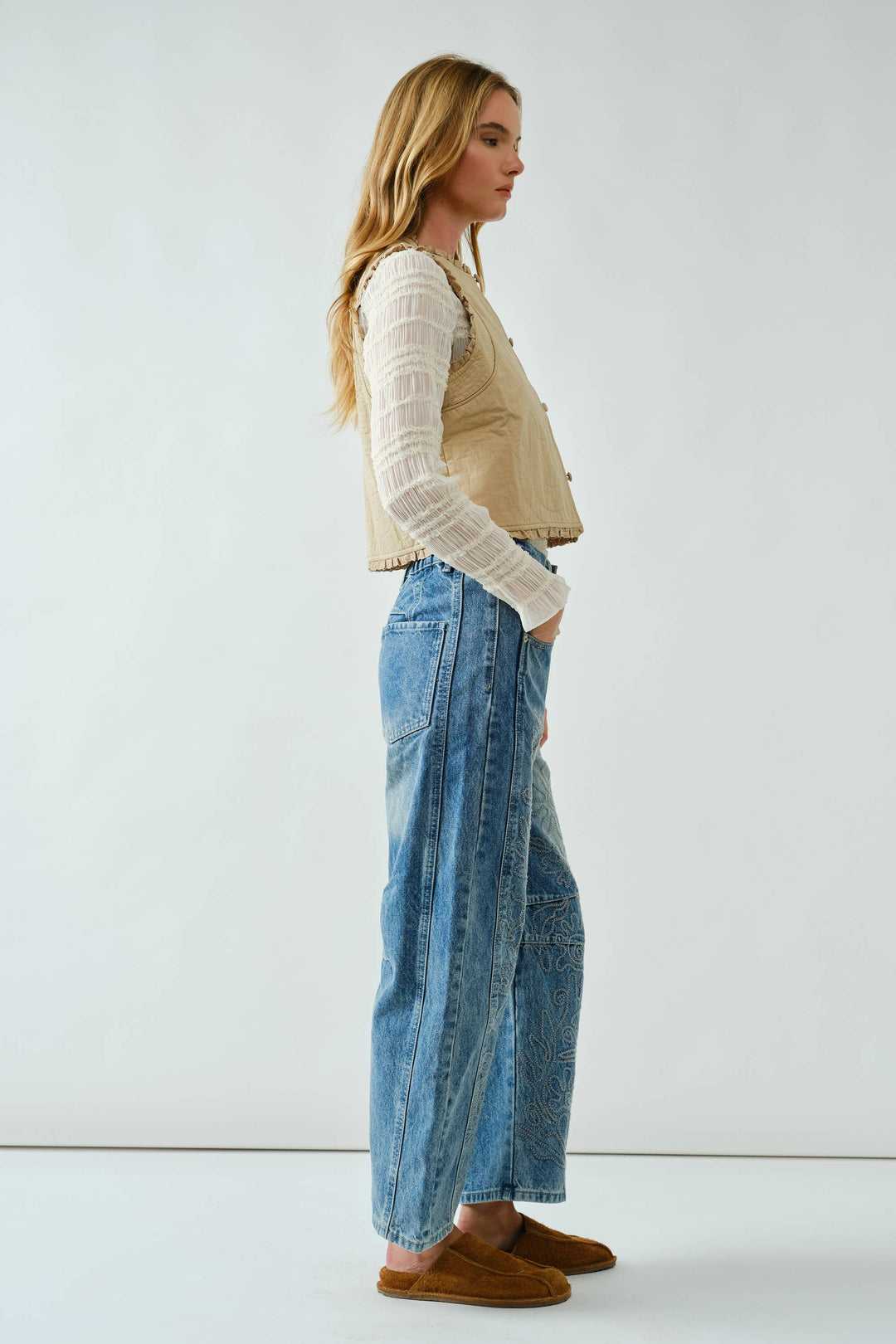 Embroidered Cotton Barrel Pants