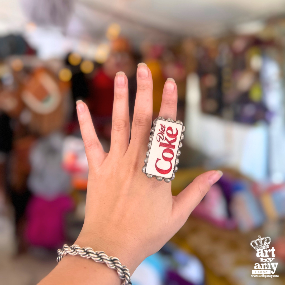 Women’s Accessories – Jewelry, Pins & Gifts
