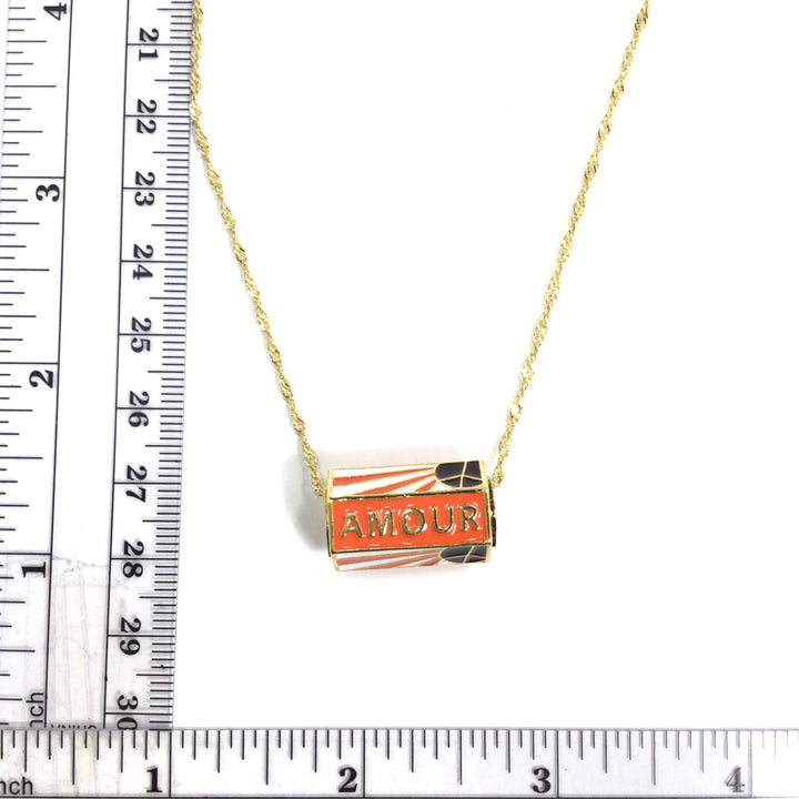 AMOUR Charm Necklace