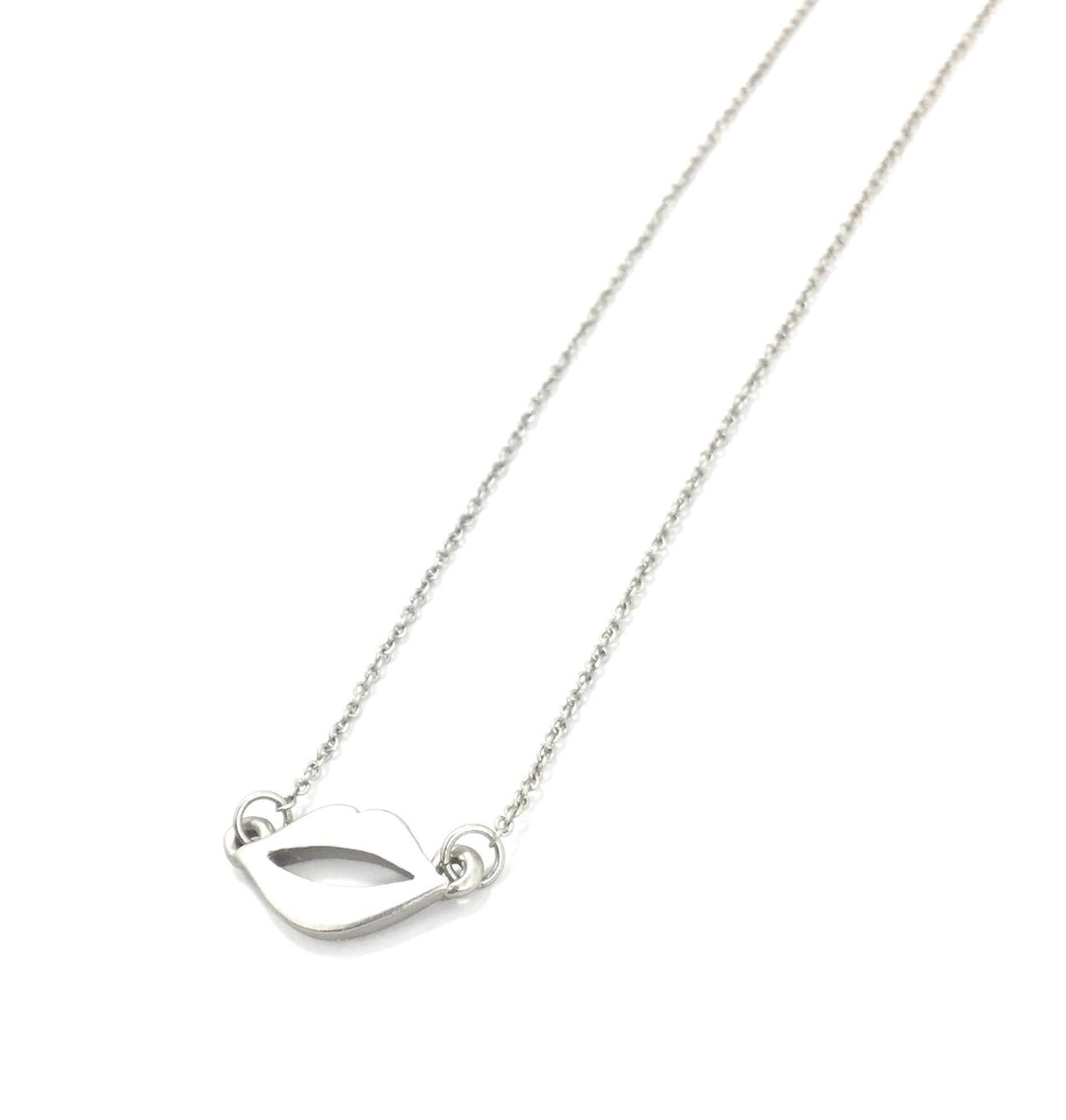 Gold Lips Pendant Necklace